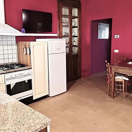 Corte Fratini Appartamenti Trevi Eksteriør bilde